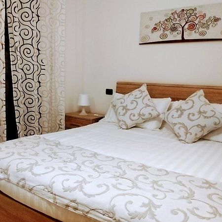 Sophia' S House Appartamento Quartello 콰르투 산텔레나 외부 사진