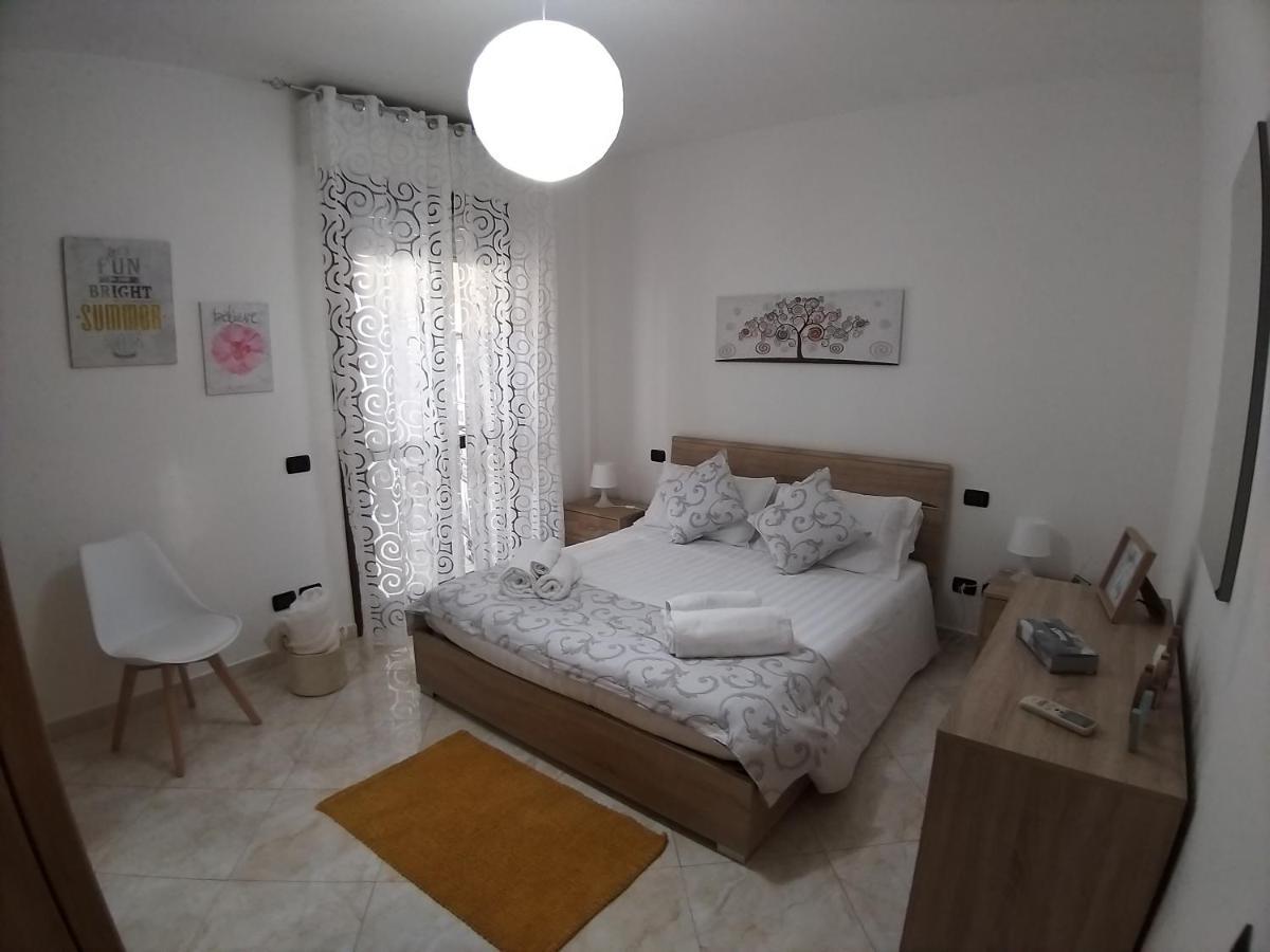 Sophia' S House Appartamento Quartello 콰르투 산텔레나 외부 사진
